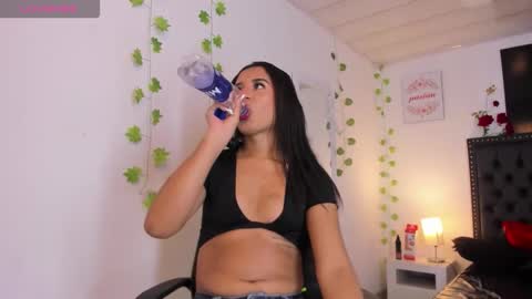 Karol online show from December 15, 2025, 6:56 pm