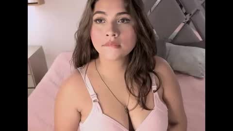 karooz_viirgin online show from November 15, 2025, 6:48 pm