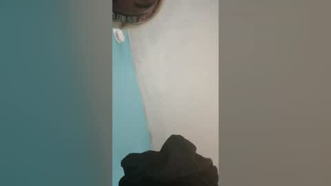 kashbihhkayla online show from June 18, 2026, 4:46 am