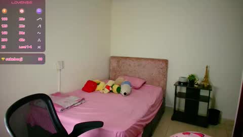 Snapshot of kassandra_0304 chatting on November 8, 2025, 1:39 am Kassandra online show from November 8, 2025, 1:39 am