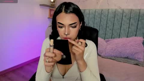 Snapshot of kat_blake chatting on October 11, 2025, 6:45 am kat_blake online show from October 11, 2025, 6:45 am