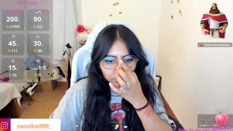 Snapshot of kat_ly_chan chatting on February 10, 2025, 8:31 pm Kat       online show from February 10, 2025, 8:31 pm