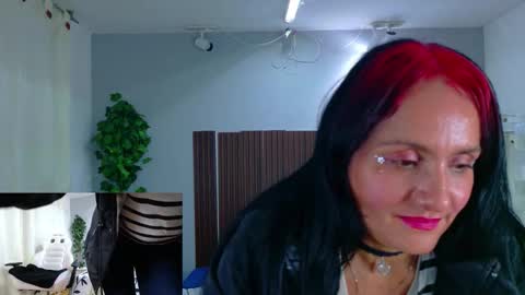 Snapshot of kataleya_29 chatting on December 15, 2025, 3:11 am kate online show from December 15, 2025, 3:11 am