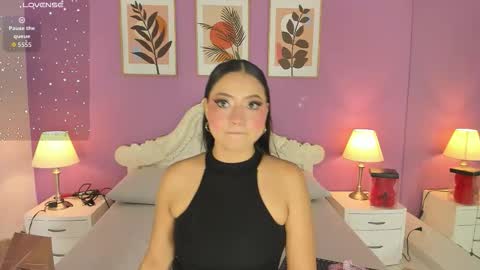 Kiara  online show from March 26, 2026, 12:00 pm