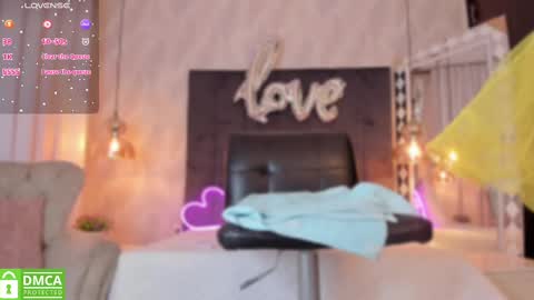 Kat online show from March 8, 2025, 12:09 pm