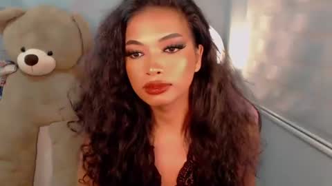 Snapshot of katalina_rouge chatting on October 17, 2025, 3:58 pm IVY JANE online show from October 17, 2025, 3:58 pm