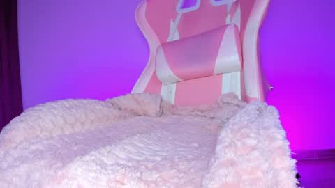 katalinaferreirax online show from March 30, 2026, 1:17 am