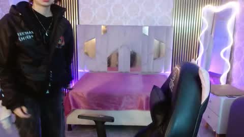 katana_tay online show from October 28, 2025, 11:58 am