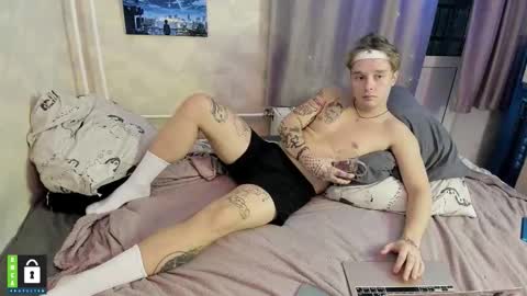 hotkokecct online show from September 26, 2025, 2:37 am