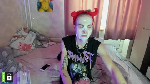 hotkokecct online show from October 19, 2025, 5:30 am