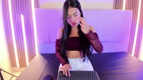 Snapshot of kate_4_ chatting on June 13, 2026, 8:51 pm Kate online show from June 13, 2026, 8:51 pm