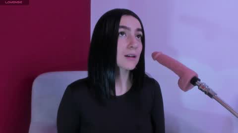 Kate  online show from March 8, 2025, 11:37 am