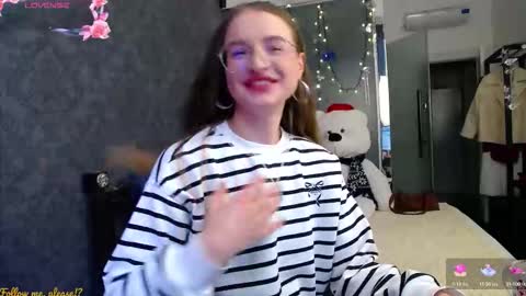 .Be kind and gentle with me and I will do my best for you.   online show from October 6, 2025, 11:29 am