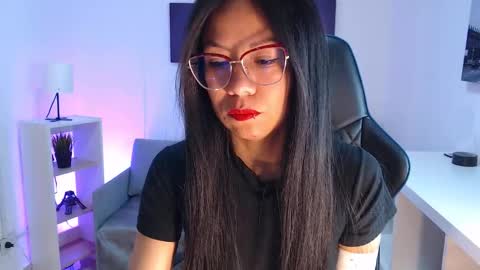 Kate  online show from September 17, 2025, 11:23 am