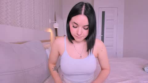 KATE online show from April 4, 2026, 6:55 am