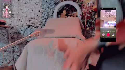 kate the pink girl online show from February 13, 2025, 2:56 am