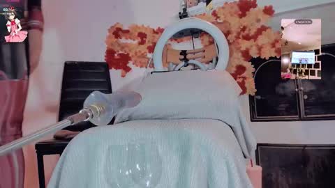 kate the pink girl online show from November 16, 2025, 5:29 pm