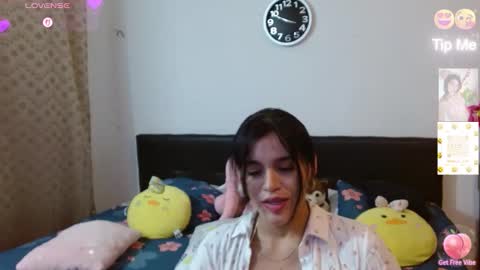 kateangelly online show from November 18, 2025, 12:38 am