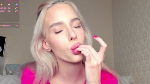    online show from December 6, 2024, 9:57 pm