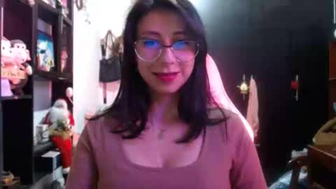 Snapshot of kateeen18 chatting on May 15, 2026, 4:41 am Kateeen18 online show from May 15, 2026, 4:41 am