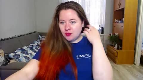 KateeFox online show from March 12, 2026, 7:25 am