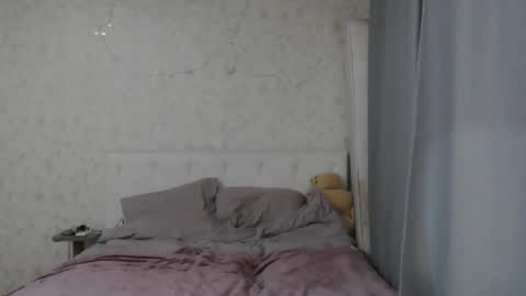 Kate Bunny online show from October 21, 2025, 3:35 pm