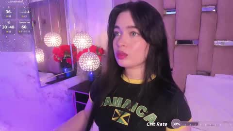 Snapshot of kateleeh_ chatting on September 18, 2025, 8:55 pm Kate  online show from September 18, 2025, 8:55 pm