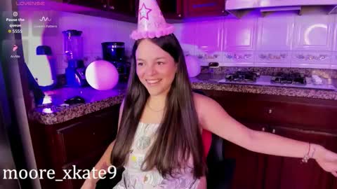 KateMoorex online show from November 4, 2025, 12:15 pm