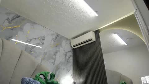 Im Katherine but call me Kate  online show from March 2, 2025, 12:11 pm