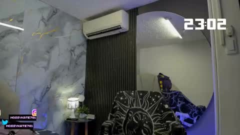 Im Katherine but call me Kate  online show from October 10, 2025, 1:10 pm