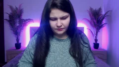 Kate Nils online show from November 13, 2025, 1:54 pm