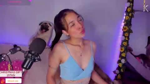 Kate online show from December 28, 2024, 4:08 am