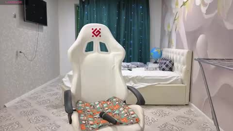 Snapshot of katerina544 chatting on October 24, 2025, 8:27 pm katerina544 online show from October 24, 2025, 8:27 pm