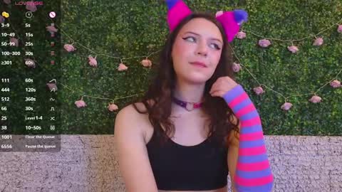 Katerina online show from May 27, 2026, 6:27 pm