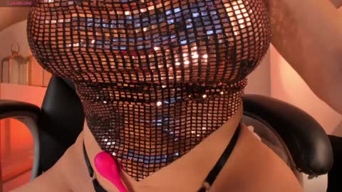 Snapshot of katesunder chatting on January 25, 2025, 12:58 pm K A T E  online show from January 25, 2025, 12:58 pm