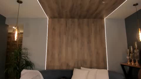 K A T E  online show from February 12, 2026, 9:59 am