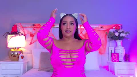 Snapshot of katevenegas chatting on October 24, 2025, 8:16 pm Kate Venegas online show from October 24, 2025, 8:16 pm