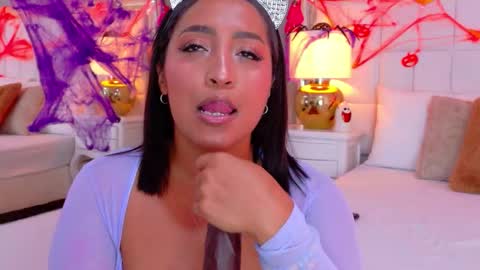 Snapshot of katevenegas chatting on October 30, 2025, 8:42 pm Kate Venegas online show from October 30, 2025, 8:42 pm