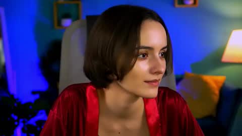 katewillows online show from February 3, 2026, 8:08 am