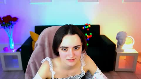 katewillows online show from February 27, 2026, 6:13 am