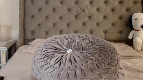 Klove online show from September 22, 2025, 4:58 am