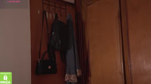 Katerine online show from September 17, 2025, 2:57 am