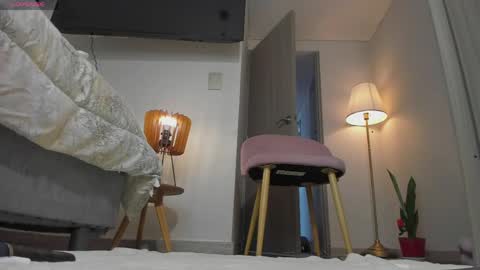 Snapshot of katheriine_saenz22 chatting on April 17, 2026, 3:15 pm Kathee Saenz online show from April 17, 2026, 3:15 pm