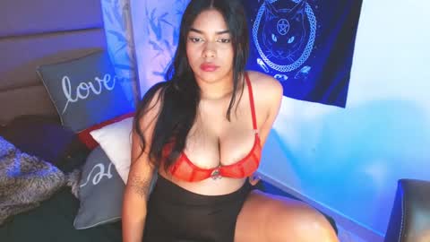 Snapshot of katherin_jonnes chatting on January 10, 2025, 8:40 am Kat online show from January 10, 2025, 8:40 am