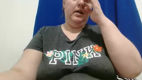 katherinesmith26 online show from January 19, 2026, 5:55 am