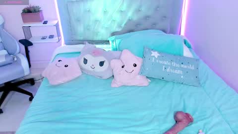 Snapshot of kathia_saenz chatting on December 19, 2024, 3:52 pm Kathia online show from December 19, 2024, 3:52 pm