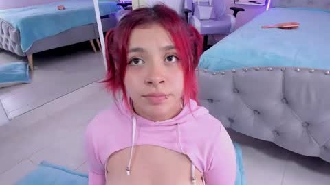 Snapshot of kathia_saenz chatting on February 28, 2025, 7:05 am Kathia online show from February 28, 2025, 7:05 am