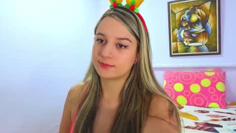 Khaterine online show from December 19, 2025, 12:34 pm