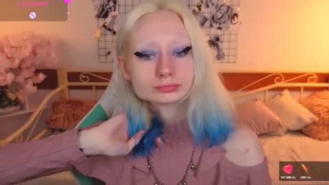 Katia  online show from February 22, 2026, 6:35 am