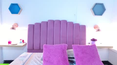 Kate  online show from March 24, 2026, 10:04 pm